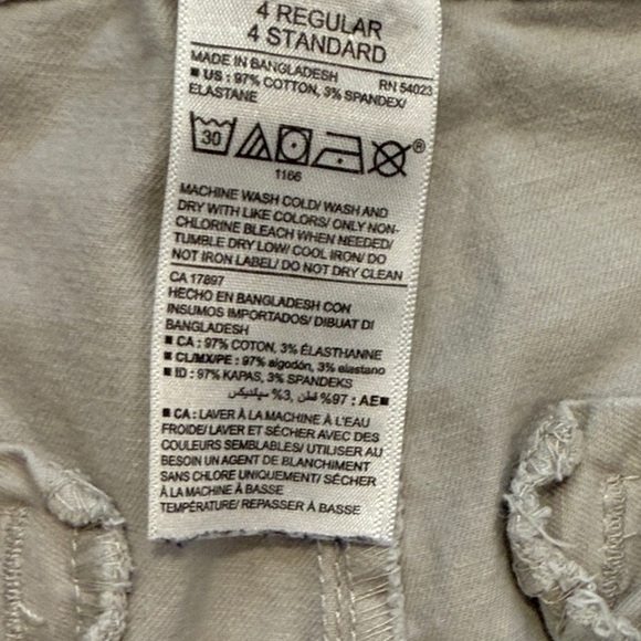 Old Navy 4 Regular Pixie Women's Light Cream Ankle Pants - Picture 4 of 10